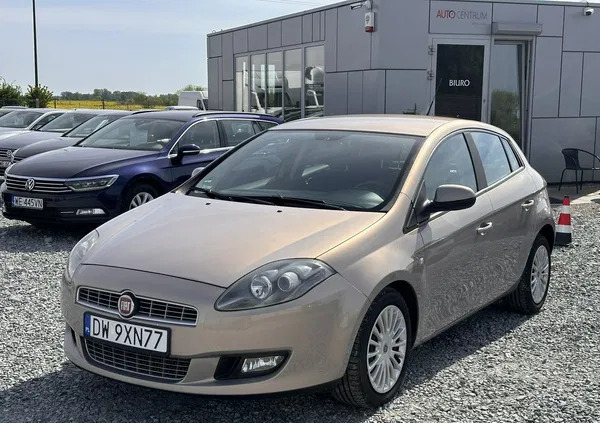 dolnośląskie Fiat Bravo cena 15900 przebieg: 223800, rok produkcji 2011 z Wojkowice